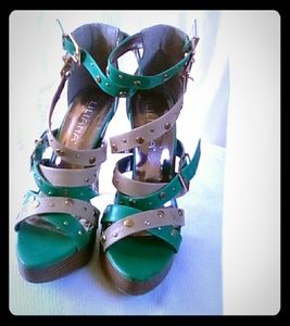 Women's shoes by Liliana